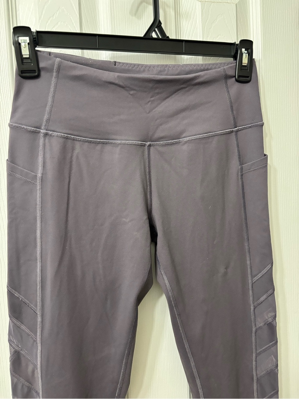 Victoria Sport Mauve Purple High Rise Mesh Panel Pocket Leggings Women’s Medium - Picture 3 of 8